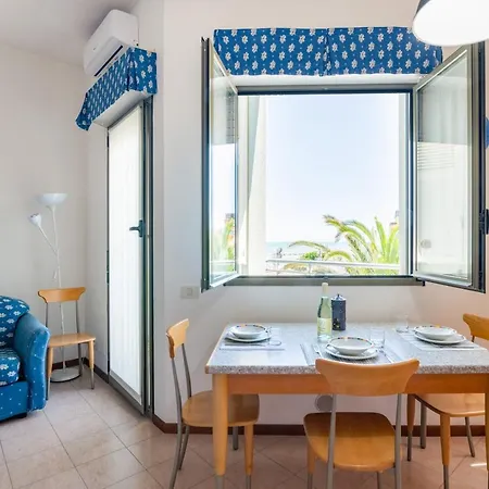 Residence I Gelsi - Apt Aria Di Mare With Parking Pesaro Exterior photo