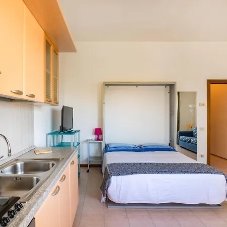 Residence I Gelsi - Apt Aria Di Mare With Parking Pesaro Exterior photo